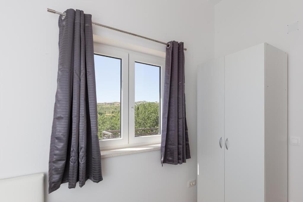 Apartment Green Oase ムリニ エクステリア 写真