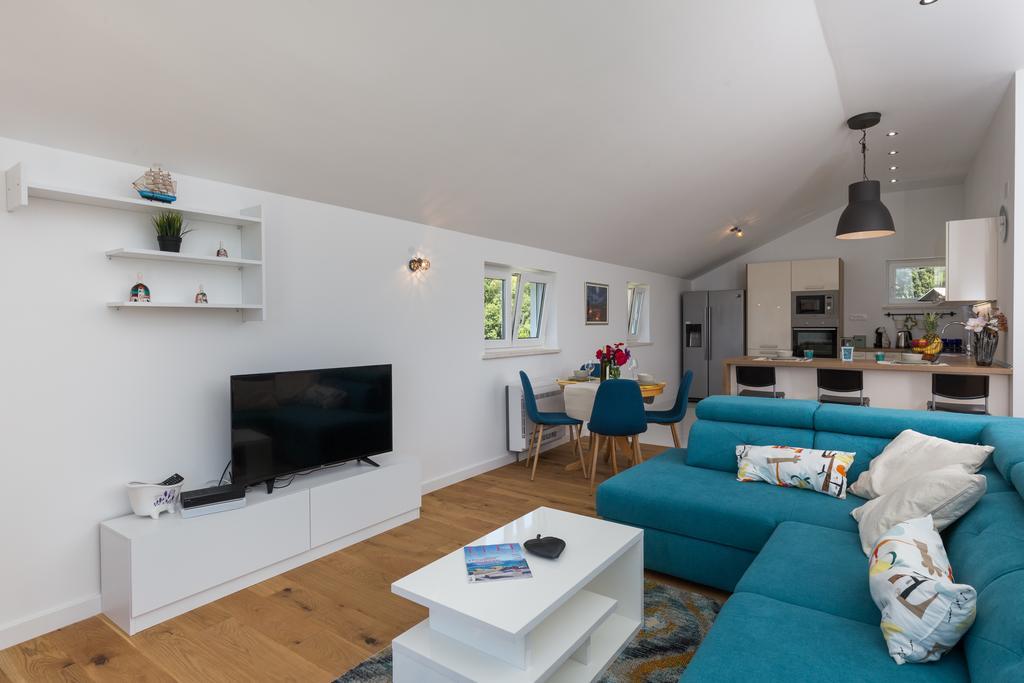 Apartment Green Oase ムリニ エクステリア 写真